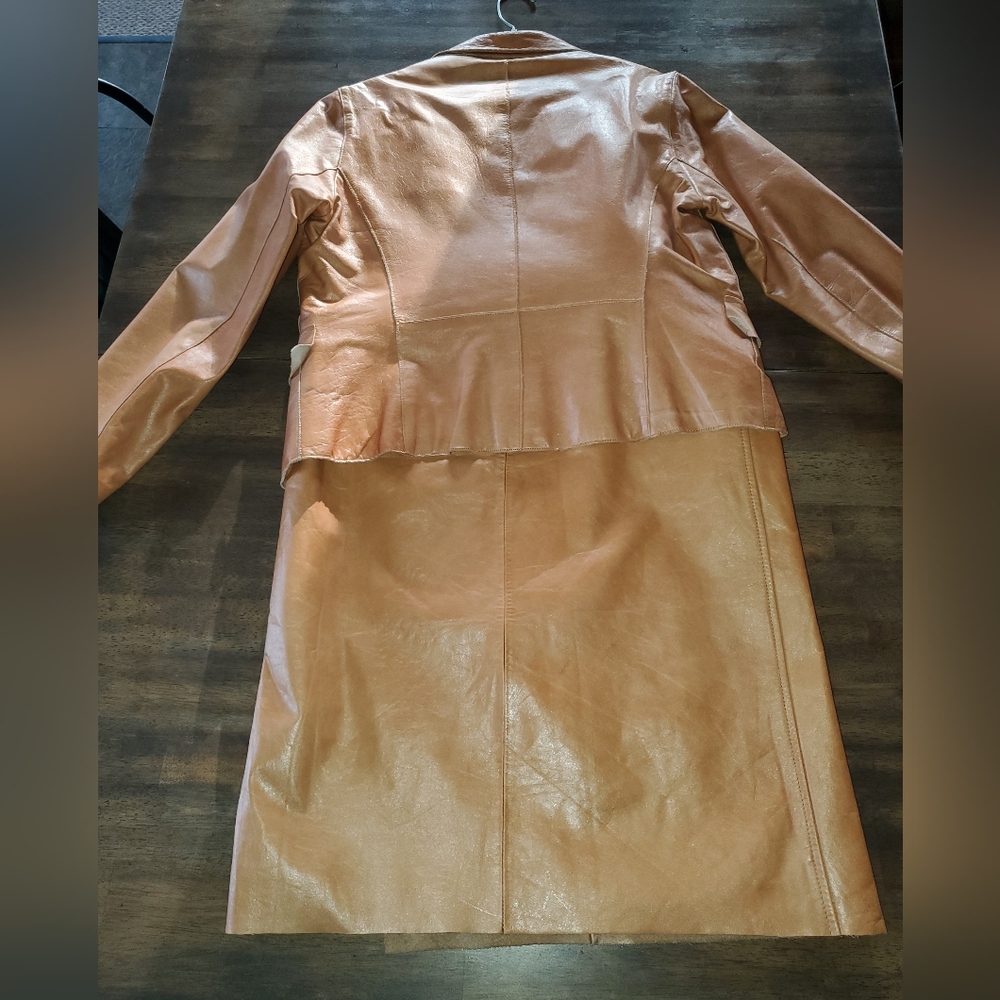 Hugo Buscati Leather Jacket size 8 and matching Leather Full Length Skirt size 6 - Picture 5 of 9